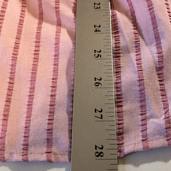 BCBG Maxazria Pink and Mauve Striped Blouse Faux wrap V Neck high-lo Size Small - Picture 12 of 12